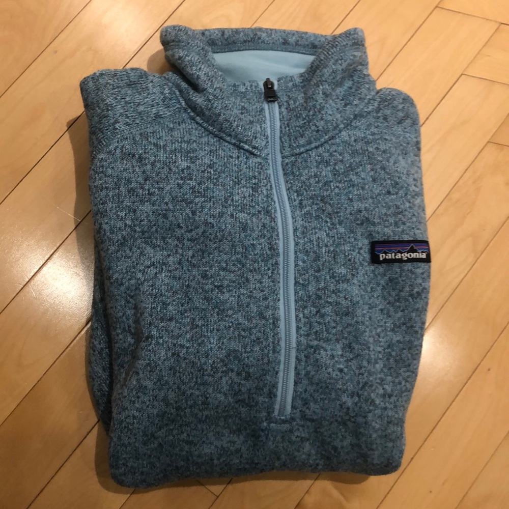 Patagonia Better Sweater 1/4 zip fleece.